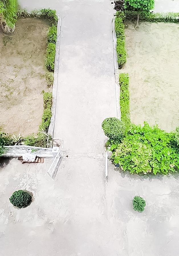 Roomshala 110 Hotel Mulaqaat - Shiv Nadar University Dadri ภายนอก รูปภาพ